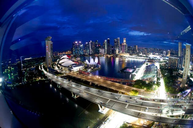 Skyline of Singapore, F1 Grand Prix of Singapore at Marina Bay Street Circuit on October 1, 2022 in Singapore, Singapore. (Photo by HOCH ZWEI) Singapore Singapore