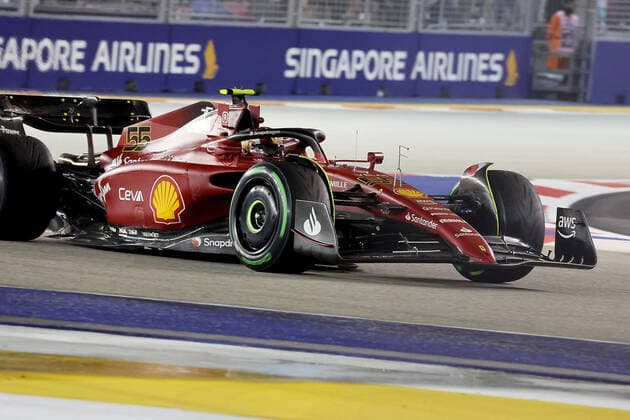 FORMULA 1 SINGAPORE AIRLINES SINGAPORE GRAND PRIX 2022 01.10.2022, Marina Bay Street Circuit, Singapore, FORMULA 1 SINGAPORE AIRLINES SINGAPORE GRAND PRIX 2022 ,im Bild Carlos Sainz Jr. (ESP), Scuderia Ferrari .