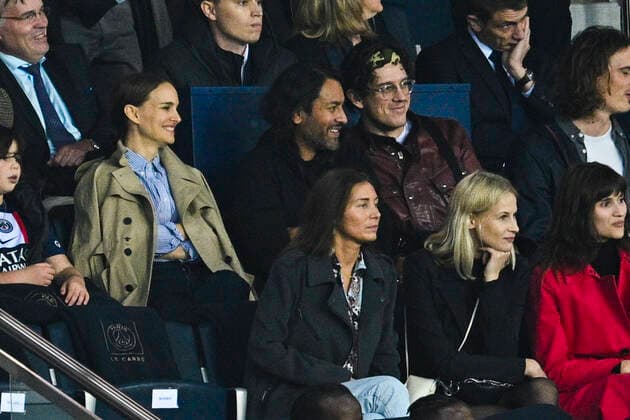 Natalie Portman CELEBRITES : PSG vs Nice - Ligue1 Uber Eats - 01 10 2002 JBAutissier Panoramic 