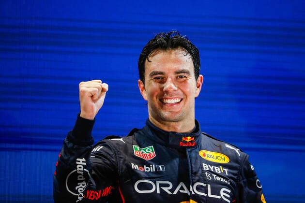 PEREZ Sergio (mex), Red Bull Racing RB18, portrait podium during the Formula 1 Singapore Airlines Singapore Grand Prix 2022, 17th round of the 2022 FIA Formula One World Championship, WM, Weltmeisterschaft from September 30 to October 02, 2022 on the Marina Bay Street Circuit, in Singapore - F1 - SINGAPORE GRAND PRIX 2022 - RACE DPPI Panoramic  00122040__V2_4433