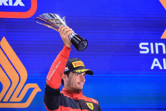 October 2nd 2022; Marina Bay, Singapore, Singapore FIA Formula 1 Grand Prix: Race day: Scuderia Ferrari, Carlos Sainz finishes third  ActionPlus12432195 Octane