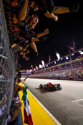 11 Sergio Perez (MEX, Oracle Red Bull Racing), F1 Grand Prix of Singapore at Marina Bay Street Circuit on October 2, 2022 in Singapore, Singapore. (Photo by HOCH ZWEI) Singapore Singapore