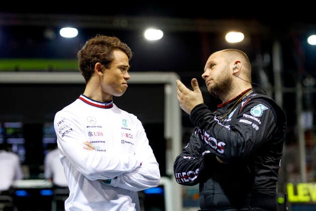 Nyck de Vries (NLD, Mercedes-AMG Petronas F1 Team), F1 Grand Prix of Singapore at Marina Bay Street Circuit on October 2, 2022 in Singapore, Singapore. (Photo by HOCH ZWEI) Singapore Singapore