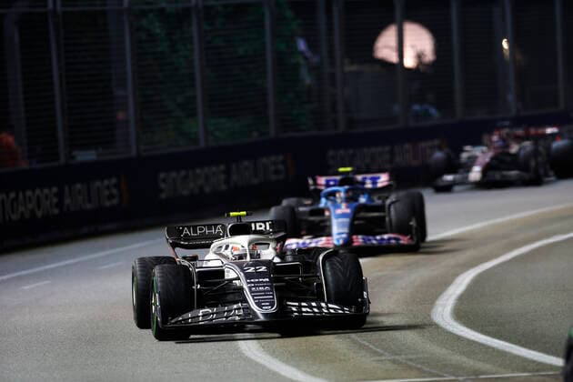 22 Yuki Tsunoda (JPN, Scuderia AlphaTauri), F1 Grand Prix of Singapore at Marina Bay Street Circuit on October 2, 2022 in Singapore, Singapore. (Photo by HOCH ZWEI) Singapore Singapore