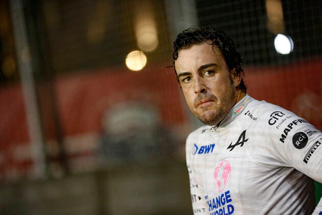 14 Fernando Alonso (ESP, BWT Alpine F1 Team), F1 Grand Prix of Singapore at Marina Bay Street Circuit on October 2, 2022 in Singapore, Singapore. (Photo by HOCH ZWEI) Singapore Singapore