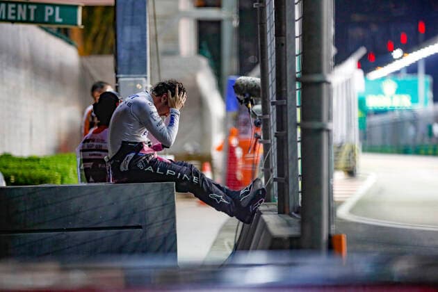 14 Fernando Alonso (ESP, BWT Alpine F1 Team), F1 Grand Prix of Singapore at Marina Bay Street Circuit on October 2, 2022 in Singapore, Singapore. (Photo by HOCH ZWEI) Singapore Singapore