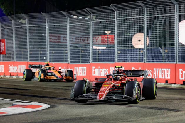 55 Carlos Sainz (ESP, Scuderia Ferrari), F1 Grand Prix of Singapore at Marina Bay Street Circuit on October 2, 2022 in Singapore, Singapore. (Photo by HOCH ZWEI) Singapore Singapore