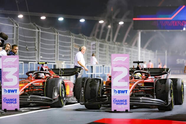 55 Carlos Sainz (ESP, Scuderia Ferrari), 16 Charles Leclerc (MCO, Scuderia Ferrari), F1 Grand Prix of Singapore at Marina Bay Street Circuit on October 2, 2022 in Singapore, Singapore. (Photo by HOCH ZWEI) Singapore Singapore