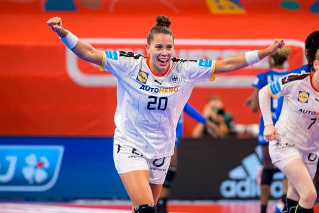 Handball, Frauen: Länderspiel Frankreich - Deutschland Emily Boelk Bölk (Deutschland Ferencvaros Budapest) Jubel Freude Emotion Nancy Palais des Sports Jean Weille Frankreich
