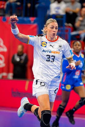Handball, Frauen: Länderspiel Frankreich - Deutschland Luisa Schulze (Deutschland Neckarsulm) Jubel Freude Emotion Nancy Palais des Sports Jean Weille Frankreich