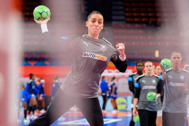 Handball, Frauen: Länderspiel Frankreich - Deutschland Johanna Stockschläder Stockschlaeder (Deutschland Thueringer HC) Nancy Palais des Sports Jean Weille Frankreich