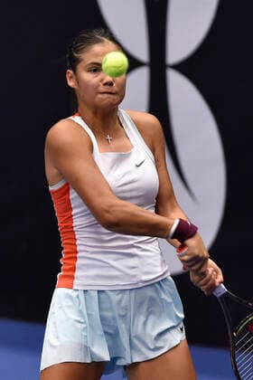 Emma Raducanu of Britain in action during the WTA, Tennis Damen Agel Open 2022 women s tennis tournament match against Darja Kasatkina of Russia in Ostrava, Czech Republic, October 4, 2022. (CTKxPhoto JaroslavxOzana) CTKPhotoP2022100407561  JAO 14