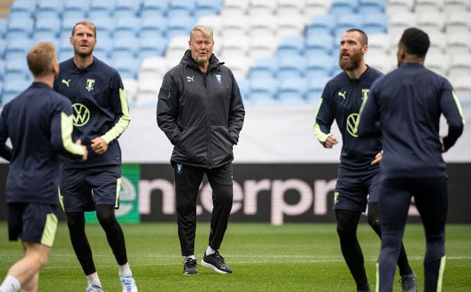 MALMÖ 2022-10-05 MFF:s tränare Åge Haride vid onsdagens träning pa Malmö Stadion inför Uefa Europa League matchen mot Union Berlin. MALMÖ SVERIGE x50090x