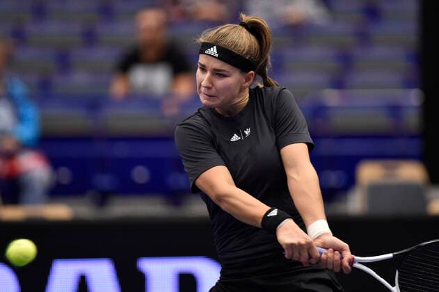 Karolina Muchova (Czech) in action during the WTA, Tennis Damen Agel Open 2022 women s tennis tournament match against Beatriz Haddad Maia (Brasil), on October 5, 2022, in Ostrava, Czech Republic. (CTKxPhoto JaroslavxOzana) CTKPhotoP2022100506170  JAO 22
