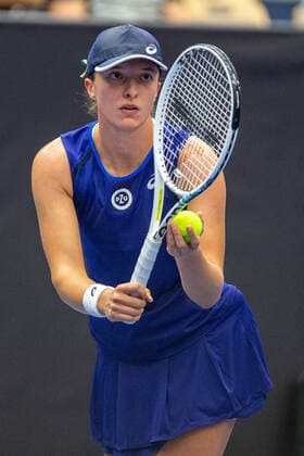 OSTRAVA 05.10.2022 TENIS WTA, Tennis Damen AGEL OPEN 2022 OSTRAVA IGA SWIATEK FOT. MICHAL CHWIEDUK FOKUSMEDIA.COM.PL NEWSPIX.PL --- Newspix.pl  221005CHW016