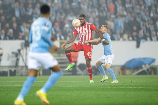 221006 Jordan Siebatcheu of Union Berlin and Oscar Lewicki of Malmö FF during the UEFA Europa League match between Malmö FF and Union Berlin on October 6, 2022 in Malmö. Photo: Petter Arvidson BILDBYRAN kod PA PA0409 fotboll football soccer fotball uefa europa league malmö ff union berlin bbeng Copyright: PETTERxARVIDSON BB221006PA041