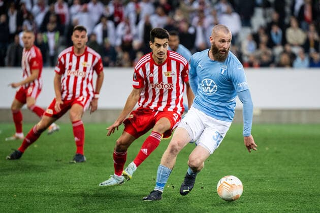 221006 Diogo Leite of Union Berlin and Jo Inge Berget of Malmö FF during the UEFA Europa League match between Malmö FF and Union Berlin on October 6, 2022 in Malmö. Photo: Petter Arvidson BILDBYRAN kod PA PA0409 fotboll football soccer fotball uefa europa league malmö ff union berlin bbeng Copyright: PETTERxARVIDSON BB221006PA047