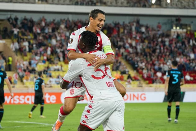 Joie - Wissam Ben Yedder (AS Monaco) - Breel Embolo (AS Monaco) FOOTBALL : AS Monaco vs Trabzonspor - Ligue Europa - Phase de groupe - Monaco - 06 10 2022 NorbertScanella Panoramic 