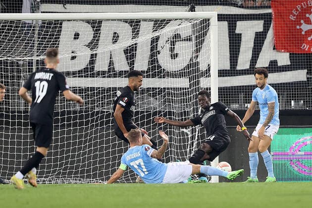 SOCCER - UEFA EL, Sturm vs Lazio GRAZ,AUSTRIA,06.OCT.22 - SOCCER - UEFA Europa League, SK Sturm Graz vs SS Lazio Roma. Image shows Gregory Wuethrich, Amadou Dante (Sturm), Ciro Immobile and Felipe Anderson (Lazio).  GEPAxpictures xHansxOberlaender