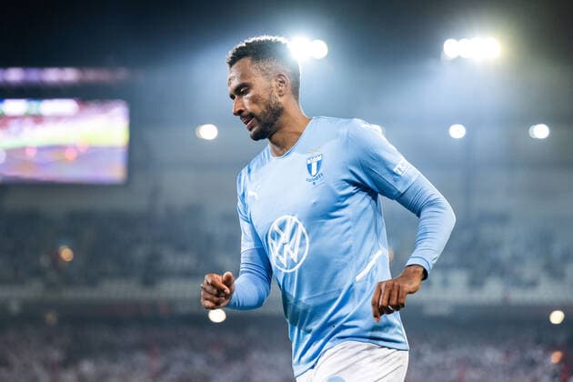 221006 Isaac Kiese Thelin of Malmö FF during the UEFA Europa League match between Malmö FF and Union Berlin on October 6, 2022 in Malmö. Photo: Petter Arvidson BILDBYRAN kod PA PA0409 fotboll football soccer fotball uefa europa league malmö ff union berlin bbeng Copyright: PETTERxARVIDSON BB221006PA096