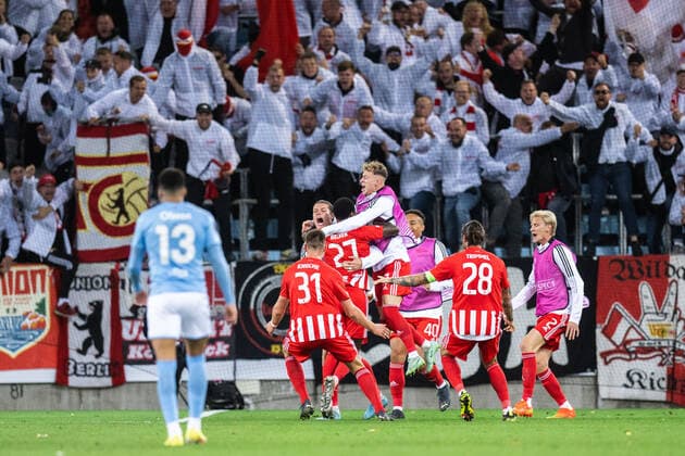 221006 Players of Union Berlin celebrate after 0-1 by Sheraldo Becker during the UEFA Europa League match between Malmö FF and Union Berlin on October 6, 2022 in Malmö. Photo: Petter Arvidson BILDBYRAN kod PA PA0409 fotboll football soccer fotball uefa europa league malmö ff union berlin bbeng jubel Copyright: PETTERxARVIDSON BB221006PA131