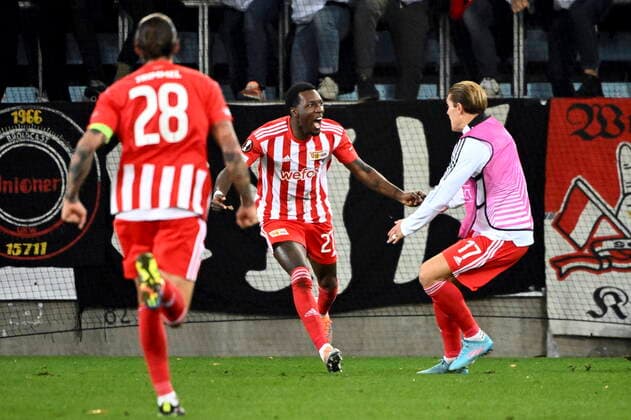 MALMÖ 20221006 Union Berlins Sheraldo Becker jublar efter att ha satt 1-0 i den 68:e matchminuten under torsdagens fotbollsmatch i Europa League, grupp D, mellan Malmö FF och FC Union Berlin pa Eleda stadion (Nya Malmö Stadion). Malmö Sverige FOTBOLL x50090x