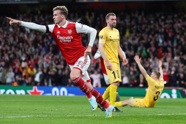Mandatory Credit: Photo by Simon Dael Shutterstock (13442648p) a16 celebrates after scoring a goal (2-0) Arsenal v Bodo Glimt, UEFA Europa League, Group A, Football, Emirates Stadium, London, UK - 06 Oct 2022 EDITORIAL USE ONLY No use with unauthorised audio, video, data, fixture lists, club league logos or live services. Online in-match use limited to 120 images, no video emulation. No use in betting, games or single club league player publications. Arsenal v Bodo Glimt, UEFA Europa League, Group A, Football, Emirates Stadium, London, UK - 06 Oct 2022 EDITORIAL USE ONLY No use with unauthorised audio, video, data, fixture lists, club league logos or live services. Online in-match use limited to 120 images, no video emulation. No use in betting, games or single club league player publications.  Copyright: xSimonxDael Shutterstockx 13442648p