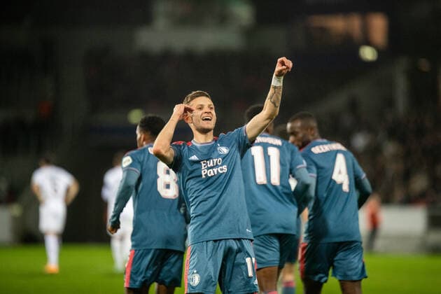 FC Midtjylland v Feyenoord, UEFA Europa League football, Herning, Denmark Herning, Denmark. 06th, October 2022. Sebastian Szymanski (17) of Feyenoord scores for 0-1 during the UEFA Europa League match between FC Midtjylland and Feyenoord at MCH Arena in Herning. Herning Denmark  Copyright: xGonzalesxPhoto BalazsxPopalx