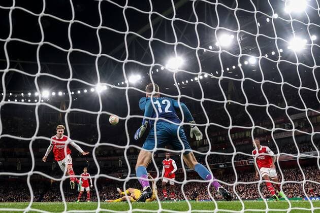 Mandatory Credit: Photo by Simon Dael Shutterstock (13442648af) Rob Holding of Arsenal scoring a goal (2-0) Arsenal v Bodo Glimt, UEFA Europa League, Group A, Football, Emirates Stadium, London, UK - 06 Oct 2022 EDITORIAL USE ONLY No use with unauthorised audio, video, data, fixture lists, club league logos or live services. Online in-match use limited to 120 images, no video emulation. No use in betting, games or single club league player publications. Arsenal v Bodo Glimt, UEFA Europa League, Group A, Football, Emirates Stadium, London, UK - 06 Oct 2022 EDITORIAL USE ONLY No use with unauthorised audio, video, data, fixture lists, club league logos or live services. Online in-match use limited to 120 images, no video emulation. No use in betting, games or single club league player publications.  Copyright: xSimonxDael Shutterstockx 13442648af