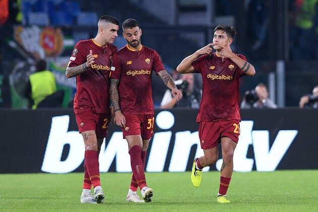 AS Roma v Real Betis - UEFA Europa League Paulo Dybala of AS Roma celebrates after scoring first goal during the UEFA Europa League Group C stage match between AS Roma and Real Betis at Stadio Olimpico, Rome, Italy on 6 October 2022. Rome Rome Italy  Copyright: xGiuseppexMaffiax originalFilename:maffia-asromavr221006_npOZJ.jpg