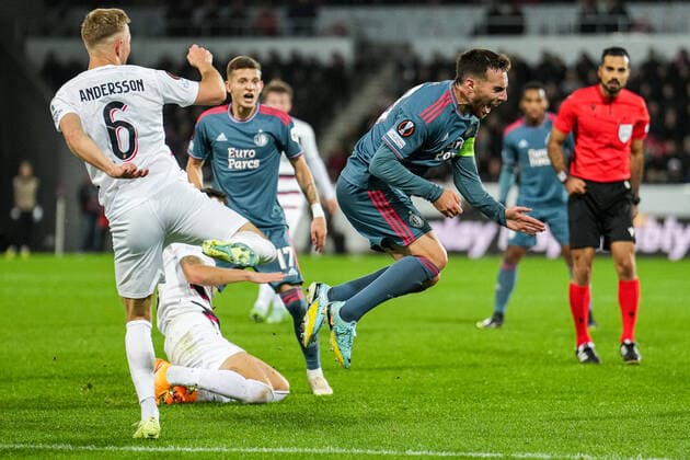 UEFA Europa League: FC Midtjylland v Feyenoord Herning - Joel Andersson of FC Midtjylland, Orkun Kokcu of Feyenoord during the match between FC Midtjylland v Feyenoord at MCH Arena on 6 October 2022 in Herning, Denmark. Copyright: xTomxBodex