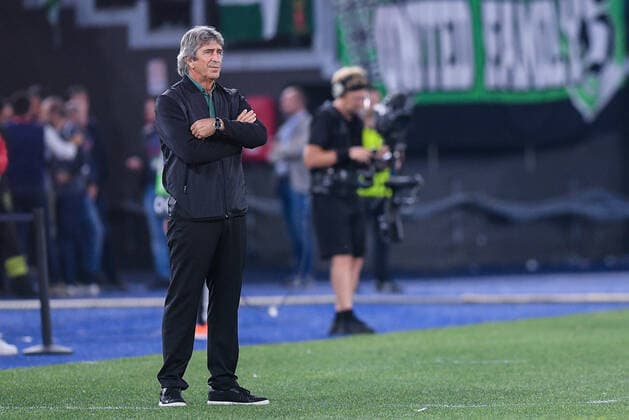 AS Roma v Real Betis - UEFA Europa League Manuel Pellegrini manager of Real Betis looks on during the UEFA Europa League Group C stage match between AS Roma and Real Betis at Stadio Olimpico, Rome, Italy on 6 October 2022. Rome Rome Italy  Copyright: xGiuseppexMaffiax originalFilename:maffia-asromavr221006_npBJA.jpg
