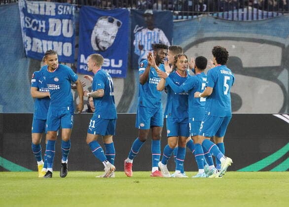 Foto Manuel Geisser 06.10.2022 Stadion Letzigrund Fussball Saison 2022 2023 Europa League Gruppenphase FC Zuerich - PSV Eindhoven. Bild : JUbel Torjubel (PSV Eindhoven) Aktion Einzelbild