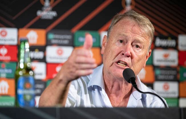 MALMÖ 20221006 Malmös tränare Åge Hareide var mycket upprörd efter banger händelsen och hur den hanterades da han svarade pa fragor vid presskonferensen efter torsdagens fotbollsmatch i Europa League, grupp D, mellan Malmö FF och FC Union Berlin pa Eleda stadion (Nya Malmö Stadion). MALMÖ SVERIGE x50090x