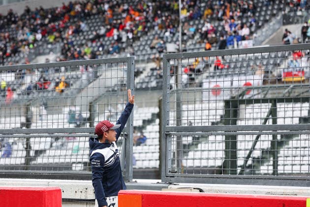 TSUNODA Yuki (jap), Scuderia AlphaTauri AT03, portrait during the Formula 1 Honda Japanese Grand Prix 2022, 18th round of the 2022 FIA Formula One World Championship, WM, Weltmeisterschaft from October 7 to 9, 2022 on the Suzuka International Racing Course, in Suzuka, Mie Prefecture, Japan - F1 - JAPANESE GRAND PRIX 2022 DPPI Panoramic  00122041_AV6_7787