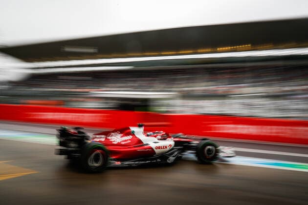 77 BOTTAS Valtteri (fin), Alfa Romeo F1 Team ORLEN C42, action during the Formula 1 Honda Japanese Grand Prix 2022, 18th round of the 2022 FIA Formula One World Championship, WM, Weltmeisterschaft from October 7 to 9, 2022 on the Suzuka International Racing Course, in Suzuka, Mie Prefecture, Japan - F1 - JAPANESE GRAND PRIX 2022 DPPI Panoramic  00122041__V2_5356