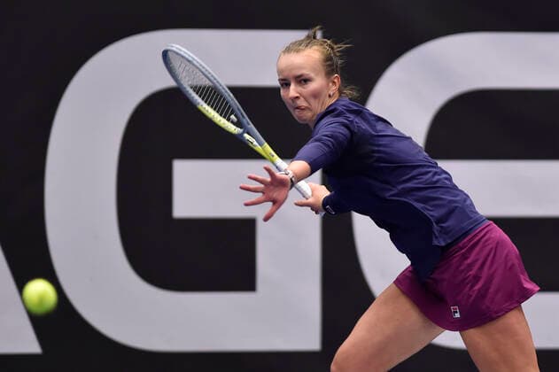 Barbora Krejcikova of Czech Republic in action during the WTA, Tennis Damen Agel Open 2022 women s tennis tournament match against Alycia Parks of USA, on October 7, 2022, in Ostrava, Czech Republic. (CTKxPhoto JaroslavxOzana) CTKPhotoP2022100706287  JAO 02
