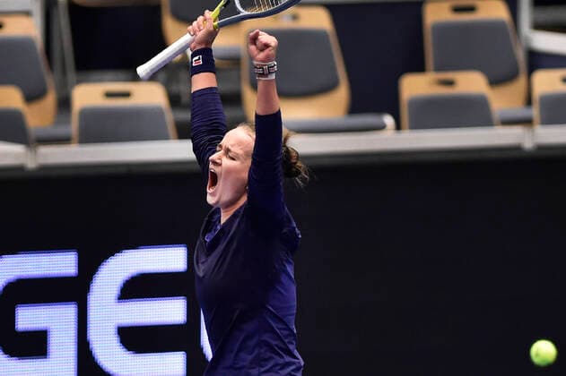 Barbora Krejcikova of Czech Republic celebrates winning the WTA, Tennis Damen Agel Open 2022 women s tennis tournament match against Alycia Parks of USA, on October 7, 2022, in Ostrava, Czech Republic. (CTKxPhoto JaroslavxOzana) CTKPhotoP2022100706664  JAO 09