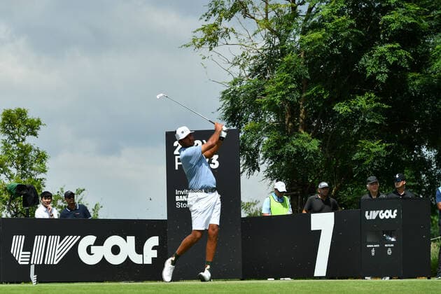 LIV Golf Invitational Bangkok - First Round Eugenio Lopez plays his tee shot during the LIV Golf Invitational Bangkok first round at Stonehill Golf Course on October 7, 2022 in Pathum Thani, Thailand. Pathum Thani Thailand  Copyright: xVachiraxVachirax originalFilename:kalong-notitle221007_np6xE.jpg