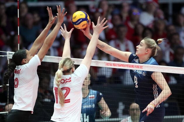 07.10.2022 LODZ, ATLAS ARENA SIATKOWKA KOBIET (VOLLEYBALL) FIVB MISTRZOSTWA SWIATA W SIATKOWCE KOBIET HOLANDIA - POLSKA 2022 ( FIVB VOLLEYBALL WOMENÕS WORLD CHAMPIONSHIPS NETHERLANDS - POLAND 2022) MECZ (GAME POLAND - CANADA ) POLSKA - KANADA ( POLAND - USA ) NZ. (R) MAGDALENA STYSIAK FOTO JAKUB PIASECKI CYFRASPORT NEWSPIX.PL --- Newspix.pl POLAND OUT!  20221007JPCS3061