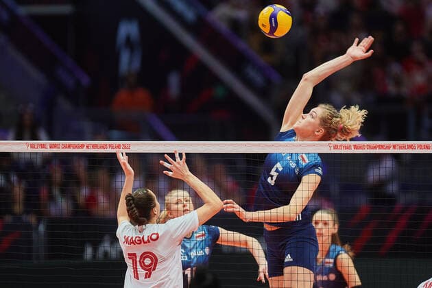 07.10.2022 LODZ, ATLAS ARENA SIATKOWKA KOBIET (VOLLEYBALL) FIVB MISTRZOSTWA SWIATA W SIATKOWCE KOBIET HOLANDIA - POLSKA 2022 ( FIVB VOLLEYBALL WOMEN™S WORLD CHAMPIONSHIPS NETHERLANDS - POLAND 2022) MECZ (GAME) POLSKA- KANADA( POLAND - CANADA) NZ. AGNIESZKA KORNELUK EMILY MAGIO FOTO RADOSLAW JOZWIAK CYFRASPORT NEWSPIX.PL --- Newspix.pl POLAND OUT!  _CRJ7772