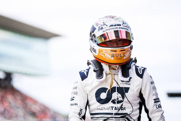 TSUNODA Yuki (jap), Scuderia AlphaTauri AT03, portrait during the Formula 1 Honda Japanese Grand Prix 2022, 18th round of the 2022 FIA Formula One World Championship, WM, Weltmeisterschaft from October 7 to 9, 2022 on the Suzuka International Racing Course, in Suzuka, Mie Prefecture, Japan - F1 - JAPANESE GRAND PRIX 2022 DPPI Panoramic  00122041_AV6_8472