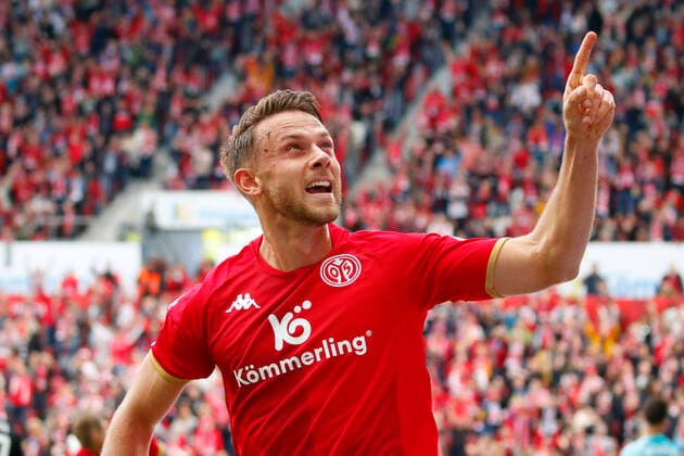 Sport Themen der Woche KW40 08.10.2022, xavx, Fussball 1.Bundesliga, FSV Mainz 05 - RB Leipzig emspor, v.l. Marcus Ingvartsen (1.FSV Mainz 05) celebrate the goal, Der Torjubel zum 1:0 (DFL DFB REGULATIONS PROHIBIT ANY USE OF PHOTOGRAPHS as IMAGE SEQUENCES and or QUASI-VIDEO) Mainz *** 08 10 2022, xavx, football 1 Bundesliga, FSV Mainz 05 RB Leipzig emspor, v l Marcus Ingvartsen 1 FSV Mainz 05 celebrate the goal, The goal celebration to 1 0 DFL DFB REGULATIONS PROHIBIT ANY USE OF PHOTOGRAPHS as IMAGE SEQUENCES and or QUASI VIDEO Mainz
