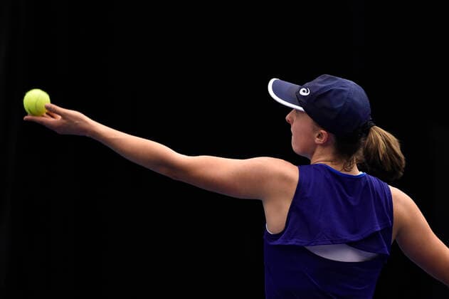 Iga Swiatek of Poland in action during the WTA, Tennis Damen Agel Open 2022 women s tennis tournament match against Ekaterina Alexandrova of Russia, on October 8, 2022, in Ostrava, Czech Republic. (CTKxPhoto JaroslavxOzana) CTKPhotoP2022100804795  JAO 32