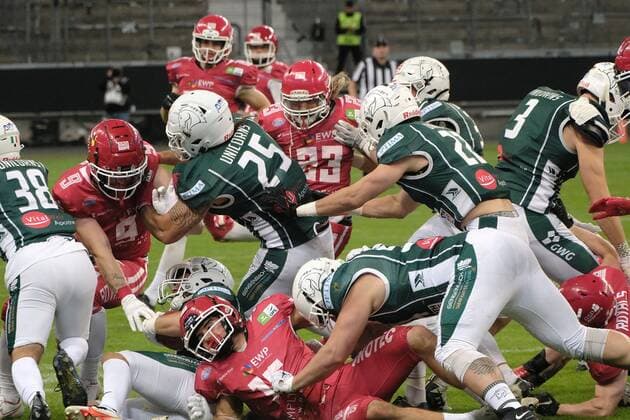 08.10.2022 xkhx Frankfurt am Main, Deutsche Bank Park, German Football League (GFL) Erima German Bowl XLIII - Finale Potsdam Royals - Schwäbisch Hall Unicorns Mike Gentili (25, Schwäbisch Hall Unicorns)