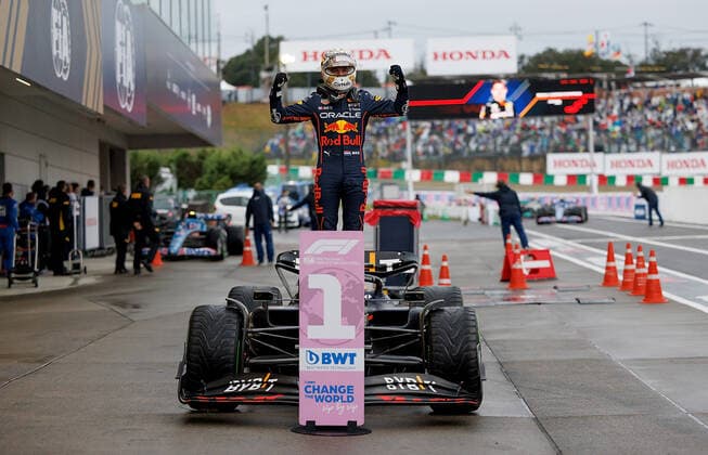Formula 1 2022 Honda Japanese Grand Prix 09.10.2022, Suzuka International Racing Course, Suzuka, Formula 1 2022 Honda Japanese Grand Prix , im Bild Formel 1 Weltmeister 2022 Max Verstappen (NEL), Oracle Red Bull Racing.
