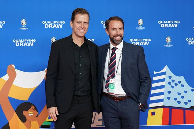 Manager der Nationalmannschaft Oliver Bierhoff (Deutschland Germany), Trainer Gareth Southgate (England)Auslosung der Qualifikationsgruppen zur Europameisterschaft 2024 in der Frankfurter Festhalle - Frankfurt 09.10.2022: EURO2024 Qualifying Draw EM 2024 Auslosung der Qualifikationsgruppen, Festhalle Frankfurt