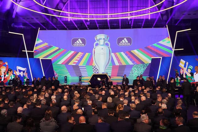 Auslosung der Qualifikationsgruppen zur Europameisterschaft 2024 in der Frankfurter Festhalle - Frankfurt 09.10.2022: EURO2024 Qualifying Draw EM 2024 Auslosung der Qualifikationsgruppen, Festhalle Frankfurt