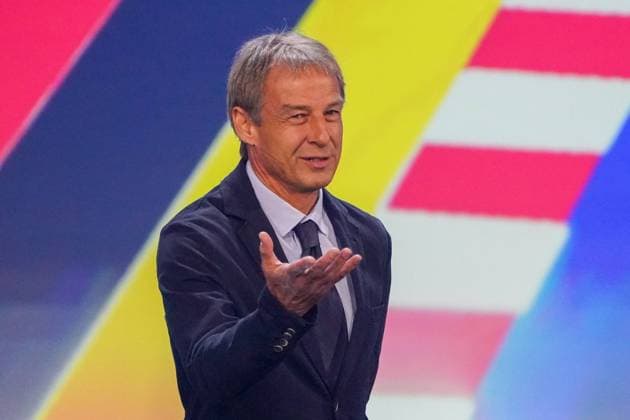 Jürgen Klinsmann (Deutschland) bei der Auslosung der Qualifikationsgruppen zur Europameisterschaft 2024 in der Frankfurter Festhalle - Frankfurt 09.10.2022: EURO2024 Qualifying Draw EM 2024 Auslosung der Qualifikationsgruppen, Festhalle Frankfurt