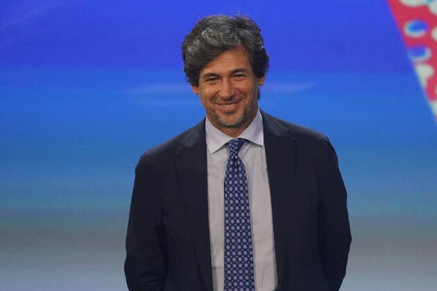 Demetrio Albertini (Italien) bei der Auslosung der Qualifikationsgruppen zur Europameisterschaft 2024 in der Frankfurter Festhalle - Frankfurt 09.10.2022: EURO2024 Qualifying Draw EM 2024 Auslosung der Qualifikationsgruppen, Festhalle Frankfurt